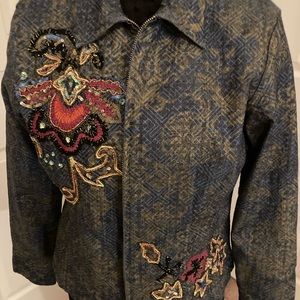 Beautiful Chicos Jacket Denim Blue w/Pink,Red,Gold appliqué.Jipper front.